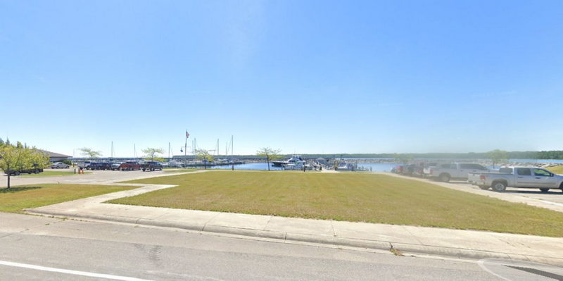 Larks Harbor Lodge Motel - The Lot In 2024 (newer photo)